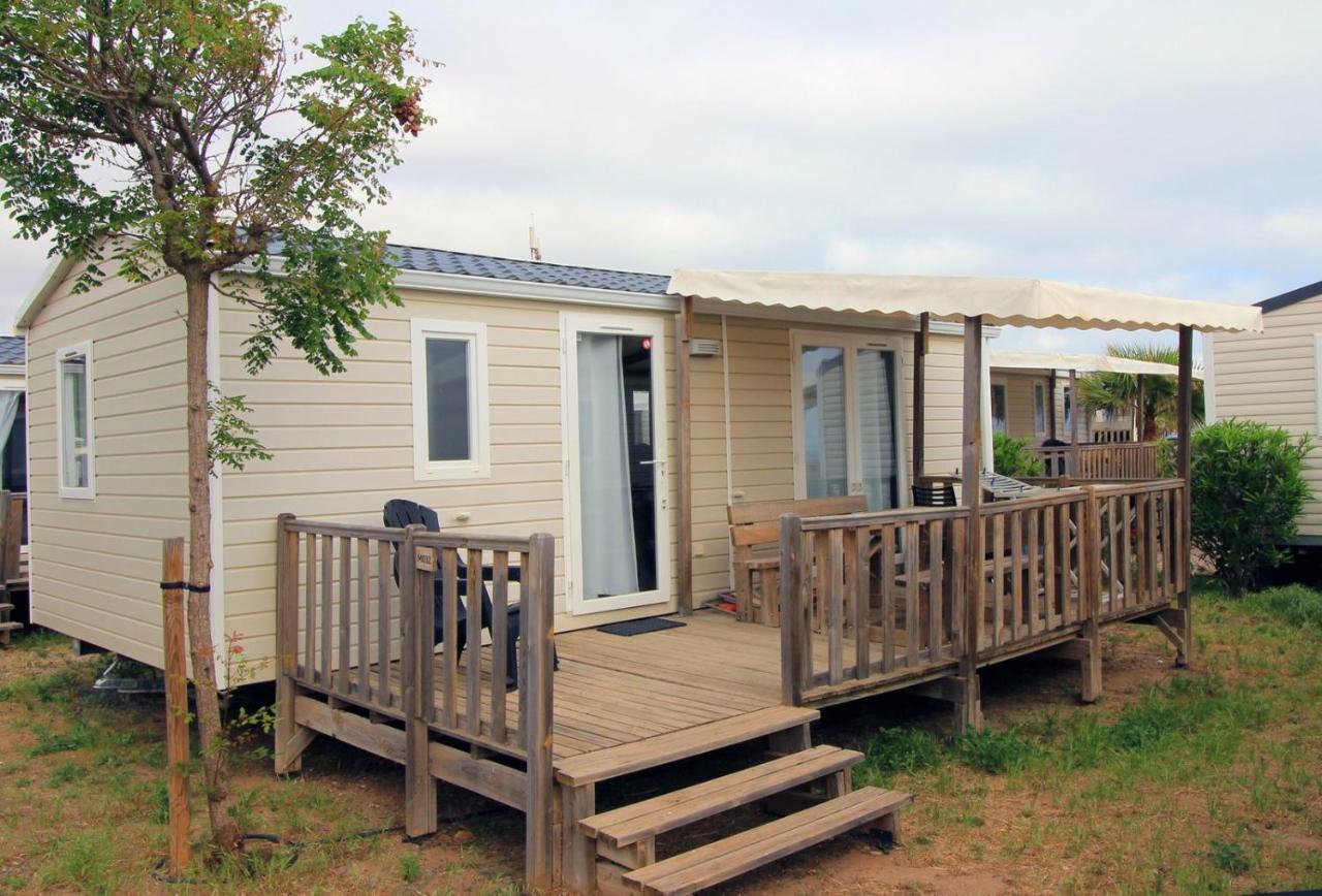 Mobil Home Vue Mer Camping Tohapi Vias Exterior photo